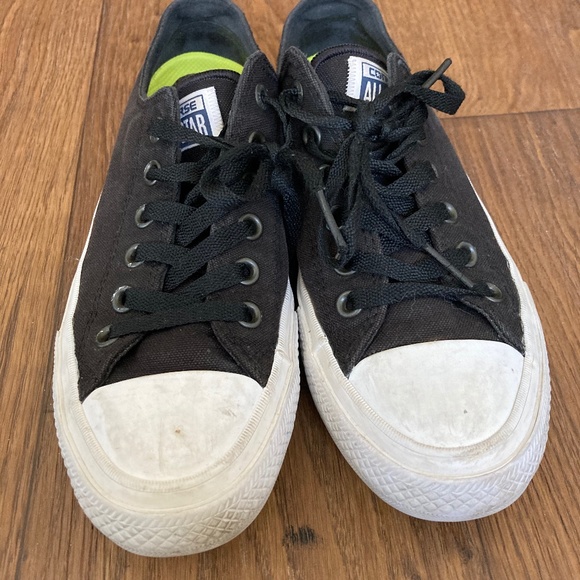 Low top Black Chuck Taylors - Picture 1 of 3